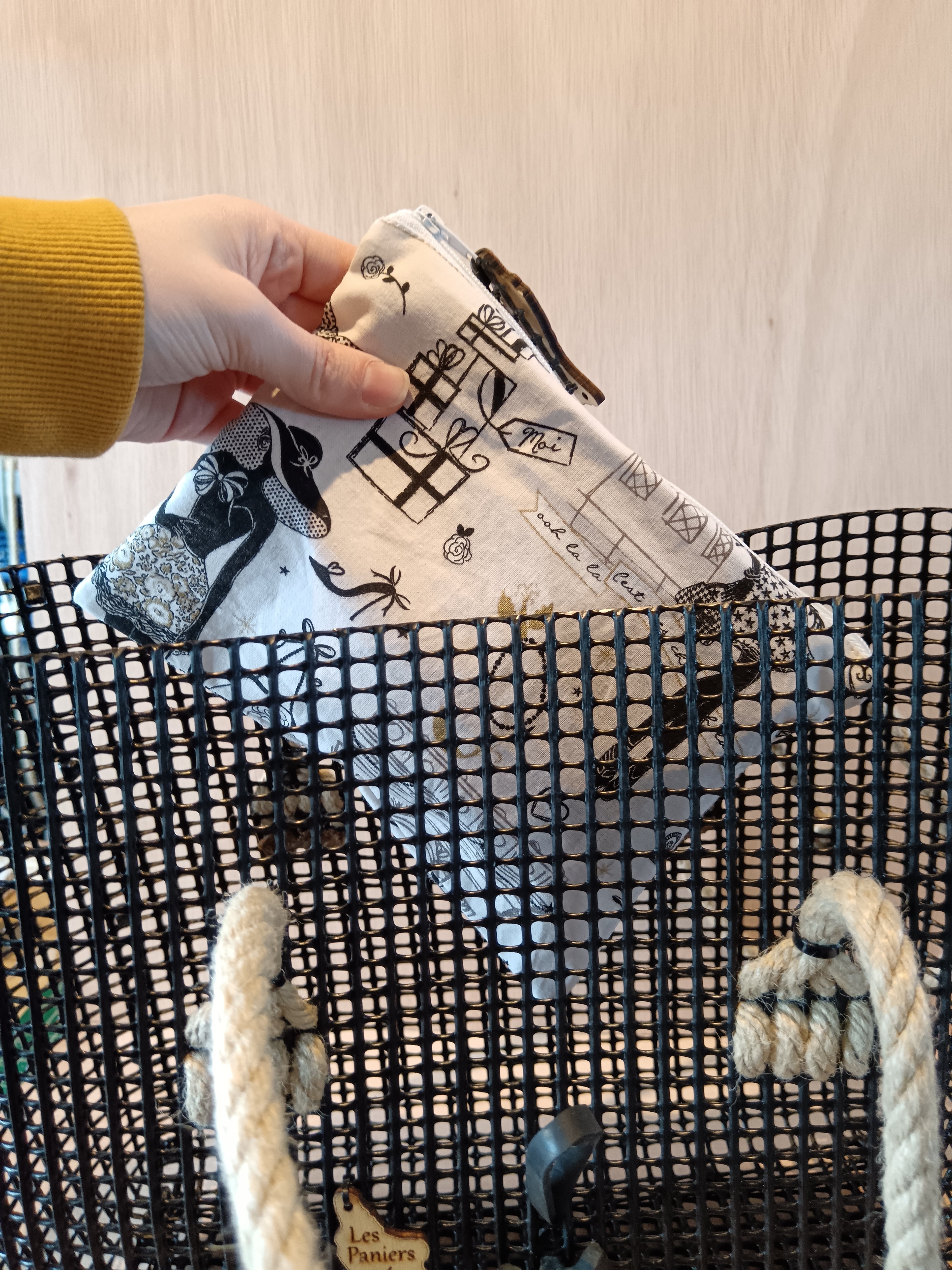 Pochette en tissu – La Parisienne