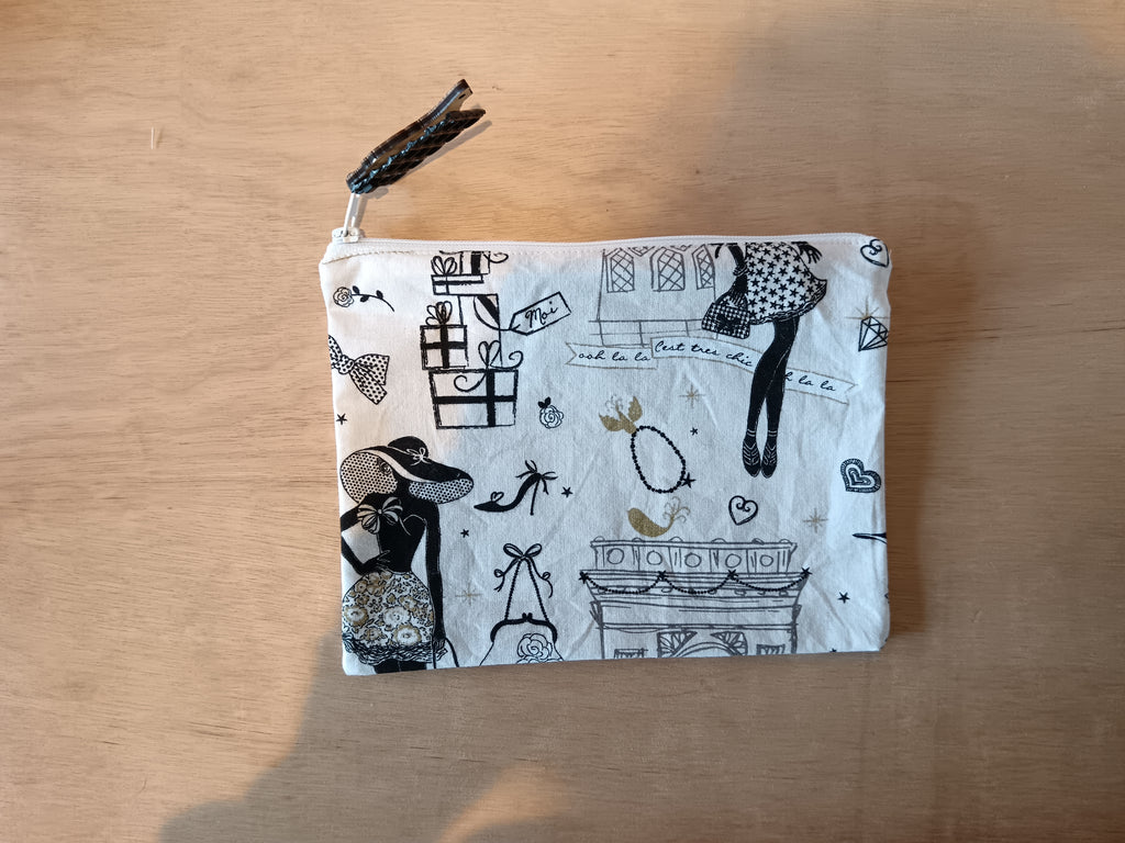 Pochette en tissu – La Parisienne