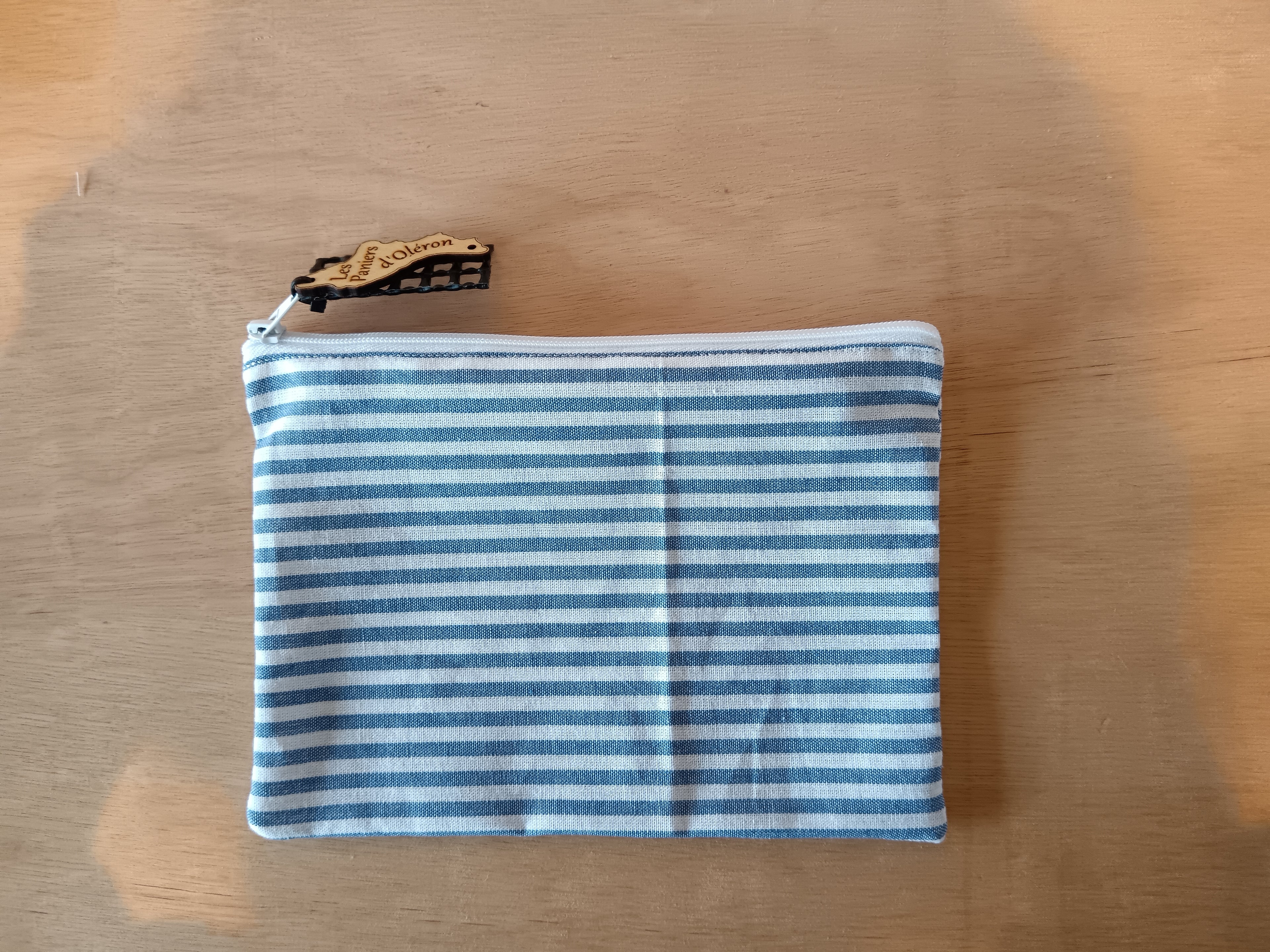 Pochette en tissu – Rayures bleues